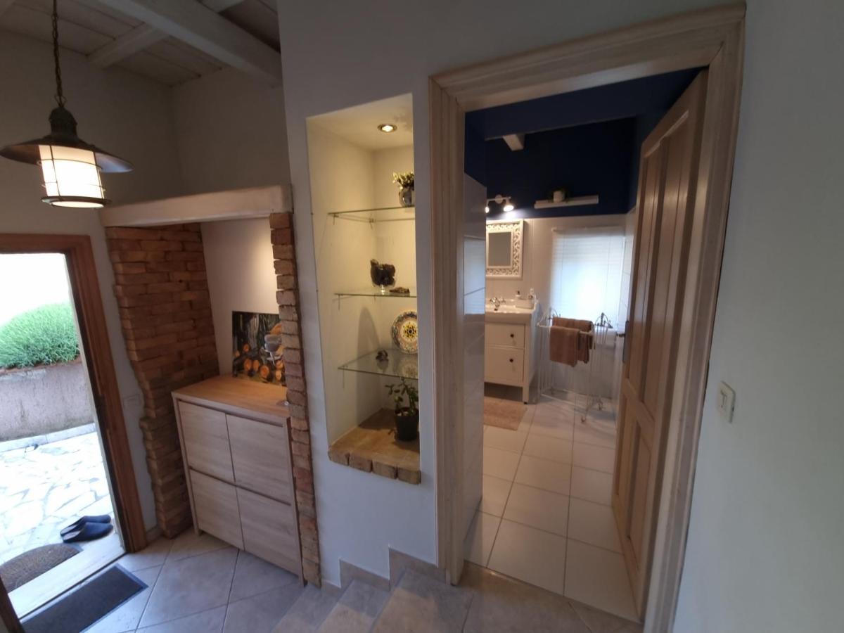 Apartment Ml Opatija カスタヴ エクステリア 写真